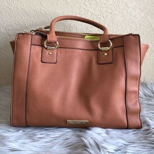 Liz Claiborne Windsor 👜 handbag